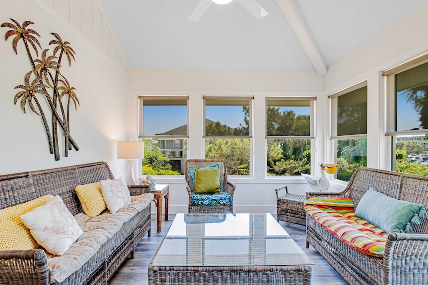 Private Home W/access To Shared Pool, Tennis, Basketball Courts & County Park - 芒特普林森