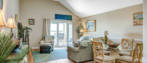 Televisión, reproductor de DVD, oficina