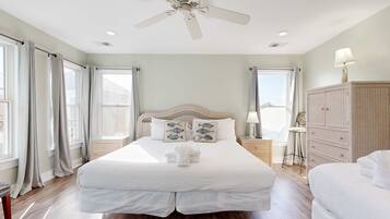 4 عدّة غرف نوم ومكواة/لوح كي وسرير سفر وواي فاي