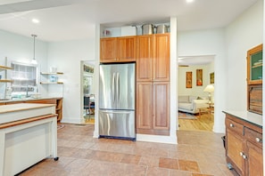 Interior - One Block to the Beach Cute Home w/ Deck, Garden Patio, Central AC & WiFi (Folly Beach)