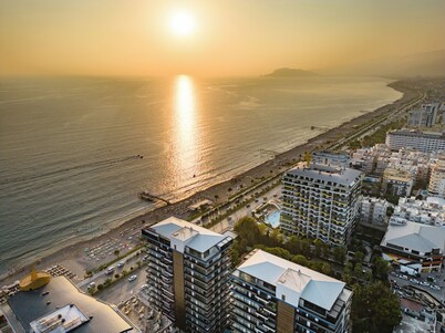 The Blue Tide • 1+1 Apartment • All Bills Included