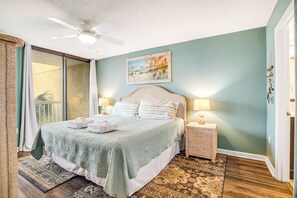 4 bedrooms, iron/ironing board, WiFi, bed sheets