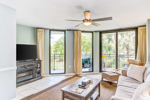 TV, offices - Beachfront villa w/ access to shared pool, beach, or golf, & w/shared gas grill (Isle of Palms)