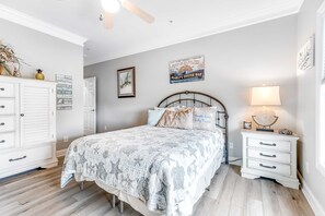 2 quartos, ferros/tábuas de passar roupa, Wi-Fi, roupa de cama