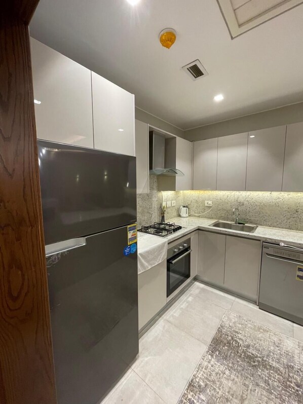 คอมฟอร์ทอพาร์ทเมนท์, วิวสวนหย่อม | ครัวส่วนตัว