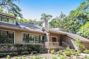 Exterior - Dog-friendly home with large deck, on-site pools, tennis & Beach Club (Seabrook Island)