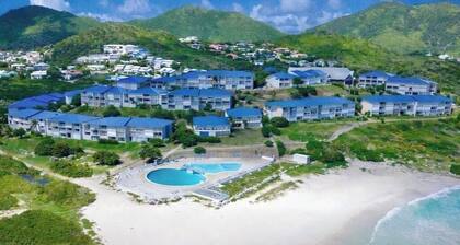 Serenity by the Sea - Beachfront studio in Mont Vernon