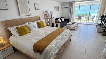 1 bedroom, in-room safe, iron/ironing board, free WiFi