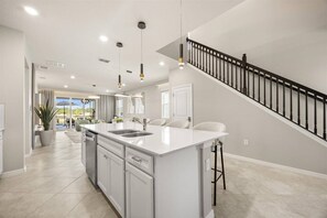 Interior - 7 BD/ 5.5 BA/ Windsor Cay (15843 CC) (Clermont)