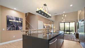 Unclassified image, 5 of 35, button - 4 Bedrooms/ 4.5 Baths/ Magic Village Views (7555BD) (Kissimmee)