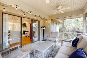 TV, stereoanlegg og kontorer