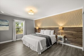 5 soverom, strykejern/-brett, wi-fi og sengetøy