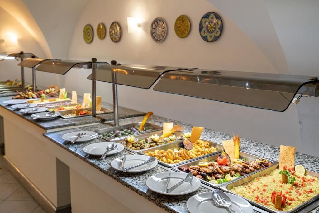 包含每日自助早餐