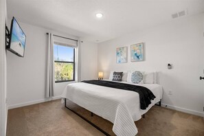 3 Schlafzimmer, Reisekinderbett, WLAN, Bettwäsche