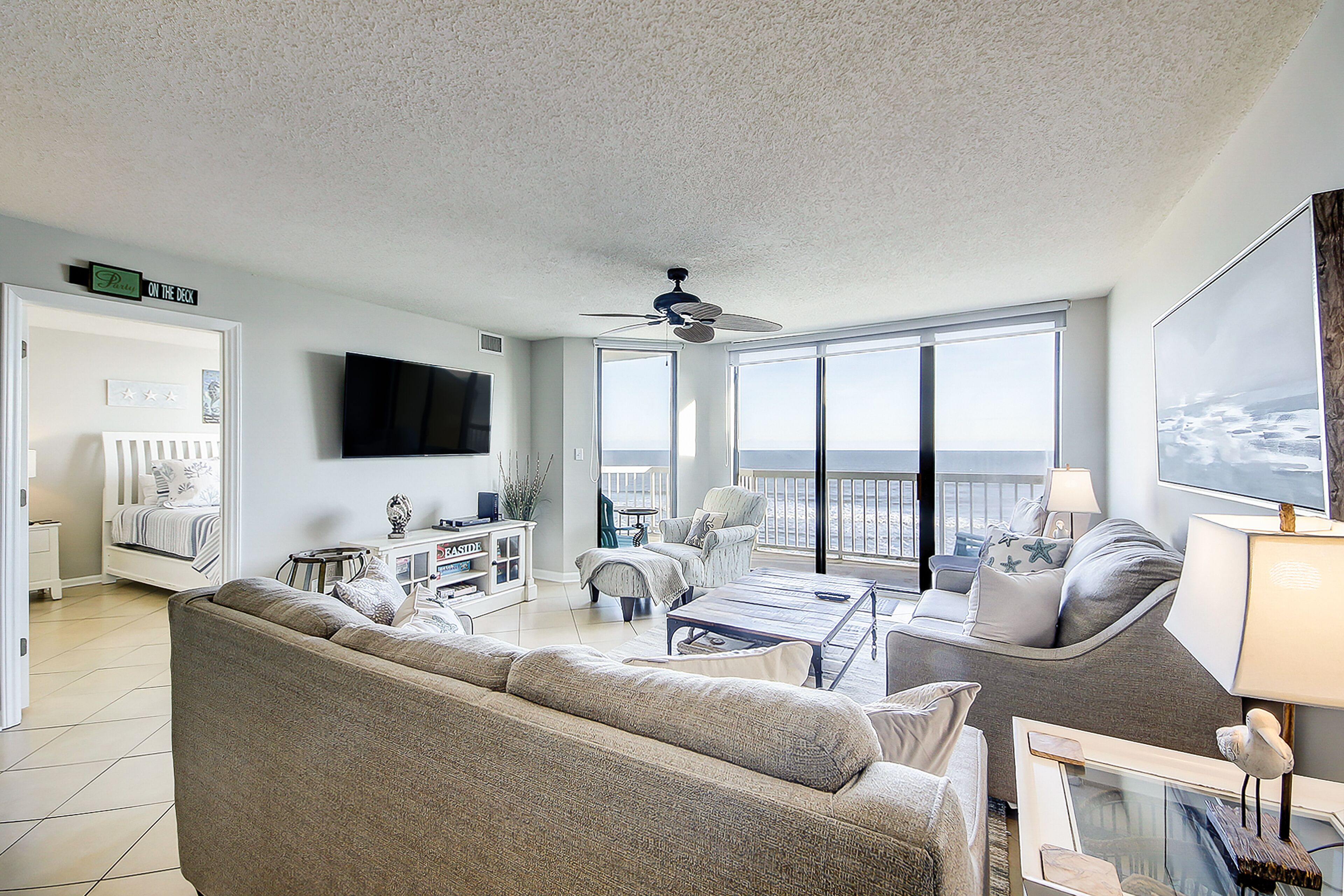 TV, DVD player, offices