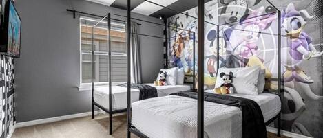 10 bedrooms, iron/ironing board, WiFi, bed sheets