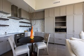 Appart'hôtel Signature, 2 chambres, non-fumeur, cuisine | Restauration dans la chambre