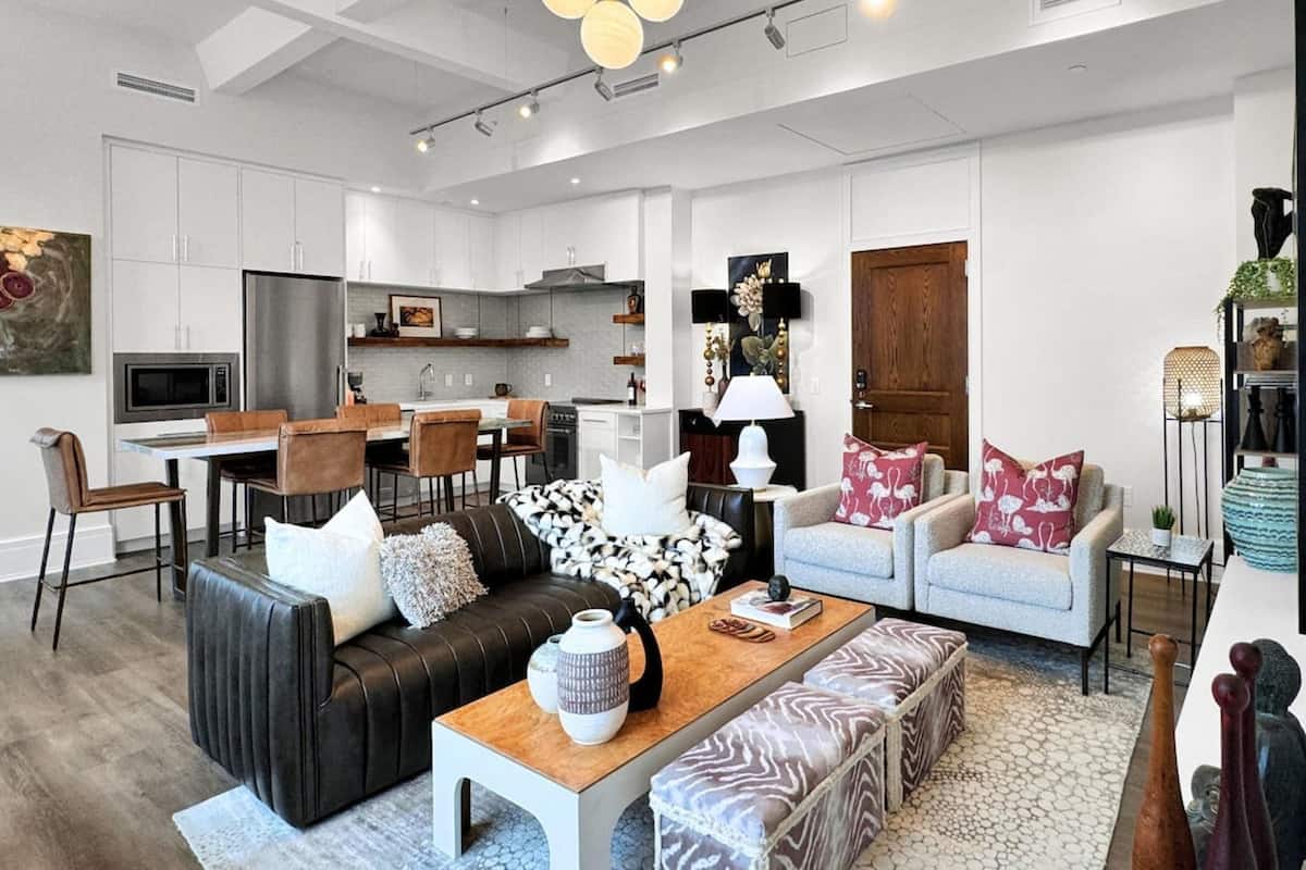 Lägenhet Signature - 2 sovrum - kök - utsikt mot staden | Vardagsrum