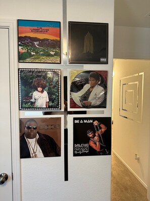 Interior - Cozy Hideaway with Pool – Relax & Unwind Just Off the Highway (Maxwell)