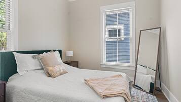 Blackout curtains, iron/ironing board, free WiFi