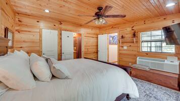 2 bedrooms, internet, bed sheets