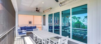 Steps to Shore: Luxe Group Retreat in Port St Joe