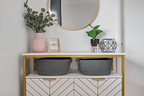 Comfortable 1-bedroom condo in Salt Lake with AC with screaming Wi-Fi