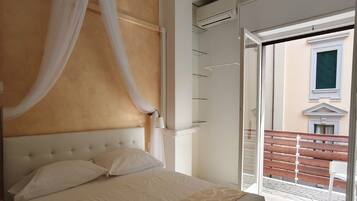 Standard Double Room, Balcony | Iron/ironing board, free WiFi