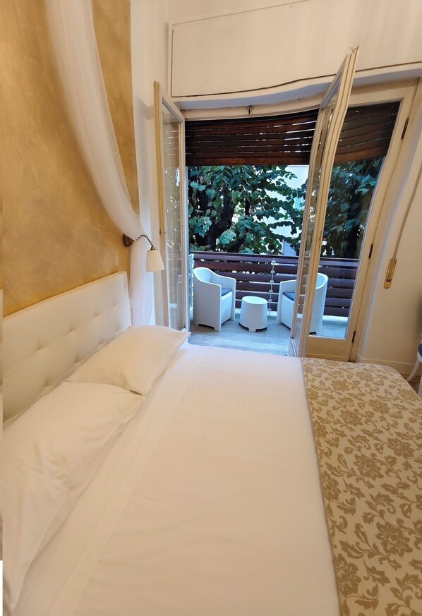 ห้องดีลักซ์ดับเบิล, วิวสวน | เตารีด/โต๊ะรีดผ้า, Wi-Fi ฟรี