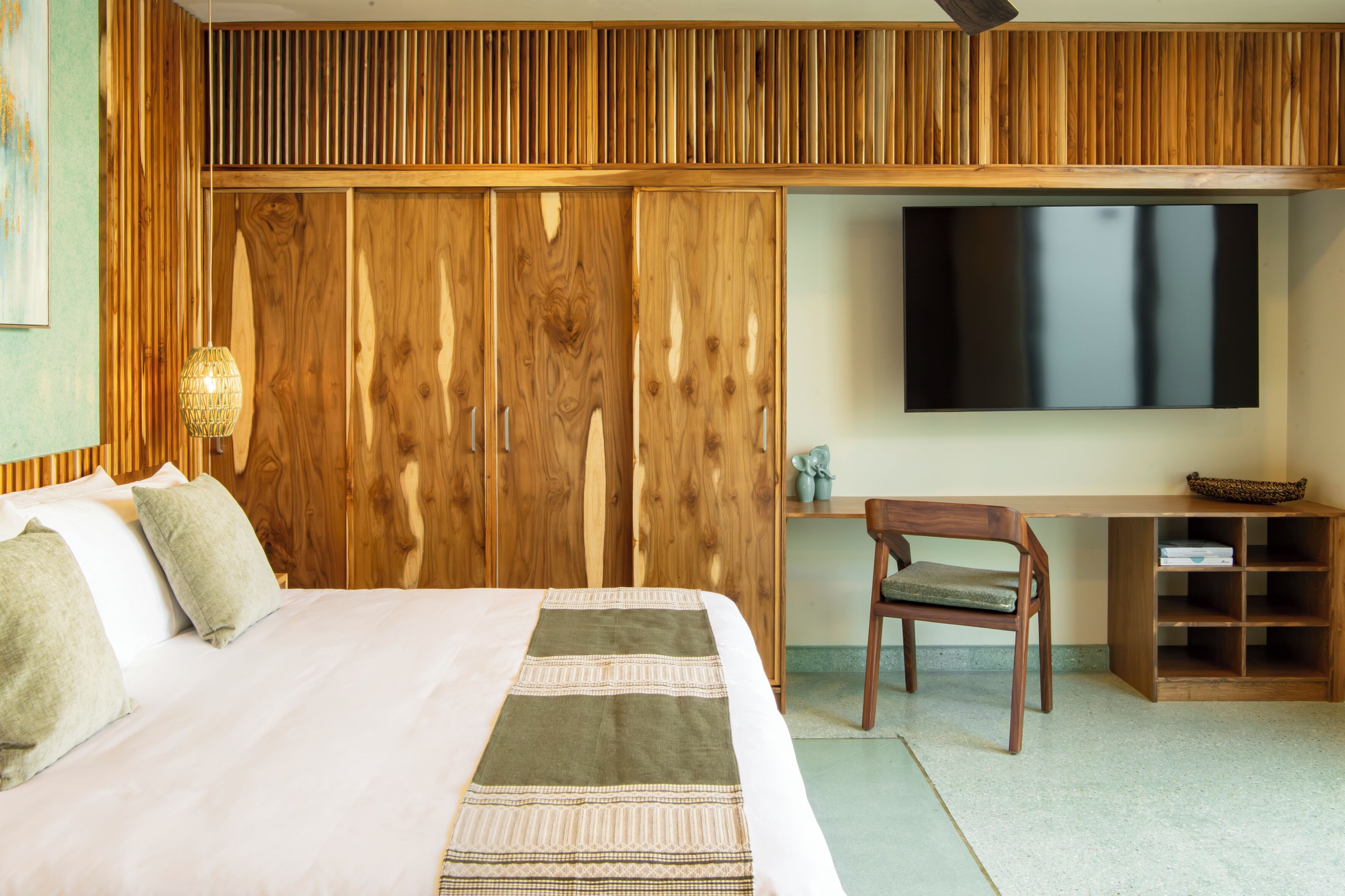 Senior Suite, 1 King Bed with Sofa bed, Terrace | Minibar, in-room safe, desk, laptop workspace