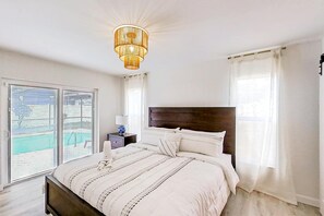 3 soverom, strykejern/-brett, wi-fi og sengetøy