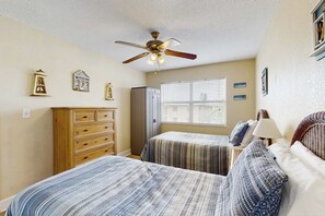 2 bedrooms, iron/ironing board, WiFi, bed sheets