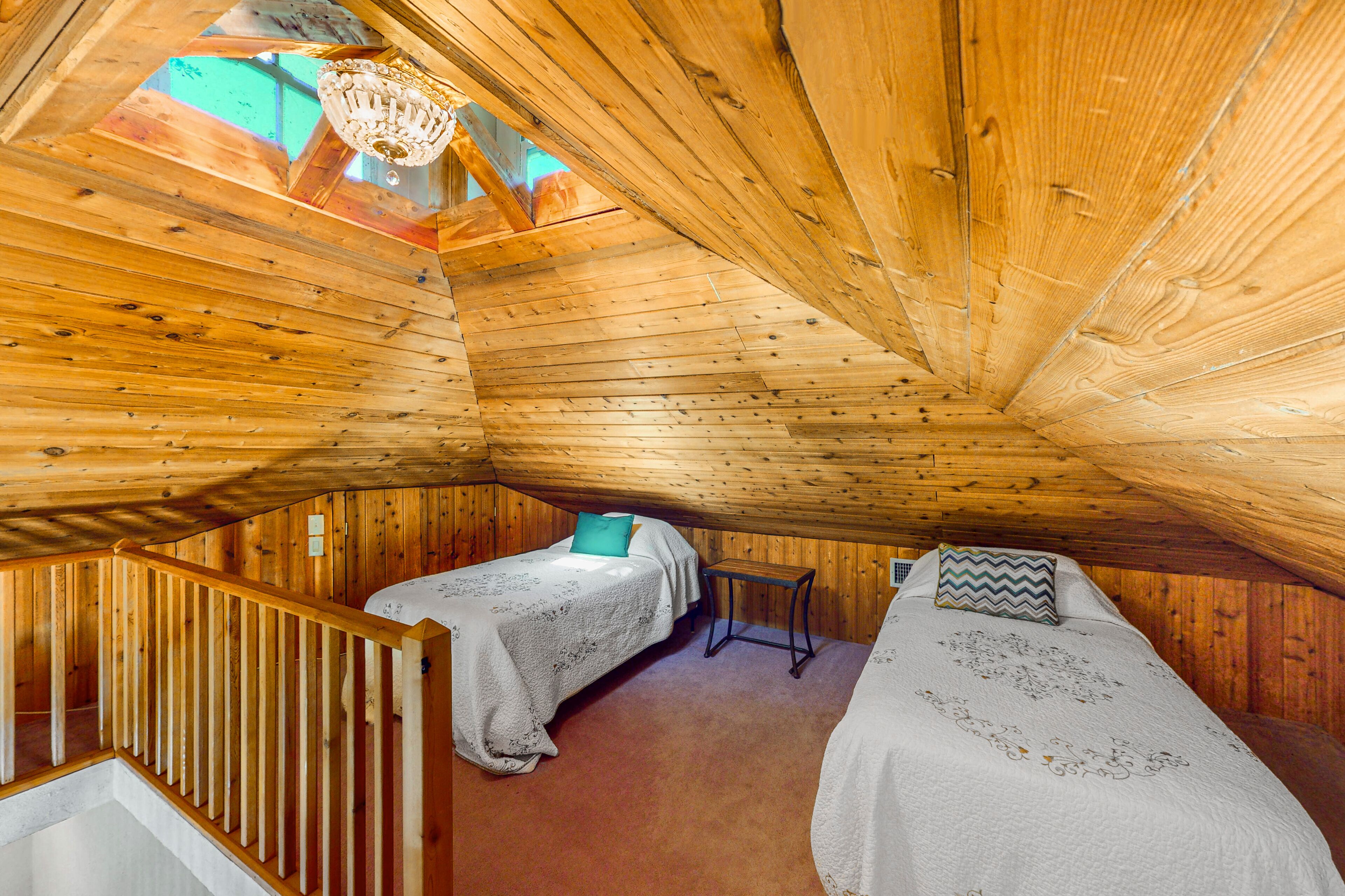 2 室のベッドルーム、アイロン / アイロン台、WiFi、ベッドシーツ