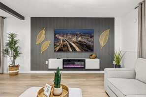 TV