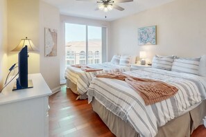 3 bedrooms, desk, iron/ironing board, WiFi