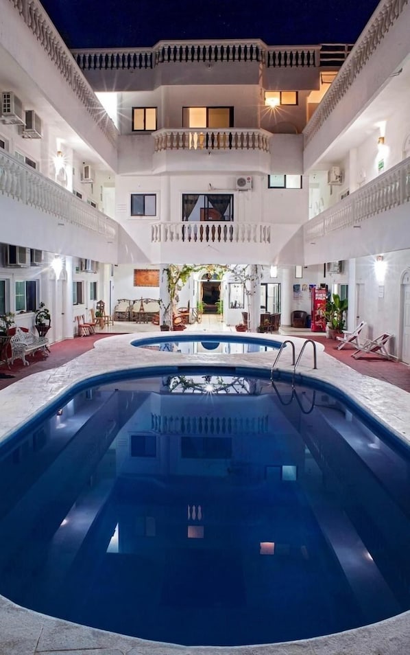 Alberca al aire libre