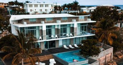 Villa Mariposa/Majestic infinity pool by the sea