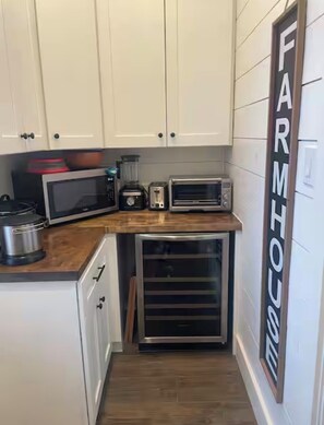 ميكروويف، فرن، موقد طهي مسطح، غسالة أطباق