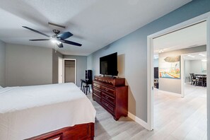 3 soverom, strykejern/-brett, reiseseng for barn og wi-fi