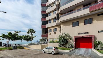 Apartamento básico | Fachada