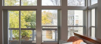 Townhome • Hospital District • King Bed + Garage