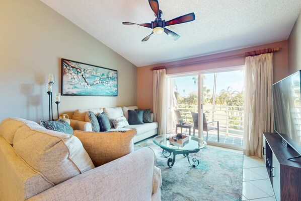 Fernseher, DVD-Player, Arbeitsbereiche