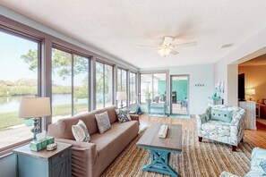 TV, DVD player, offices