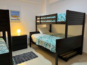 2 間睡房、熨斗/熨衫板、免費 Wi-Fi、床單