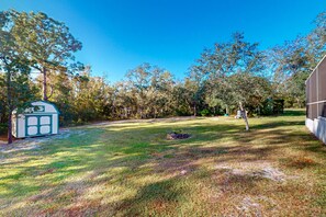 المنطقة المحيطة بالمنشأة