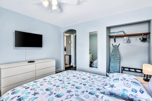 3 habitaciones, tabla de planchar con plancha, wifi y ropa de cama 
