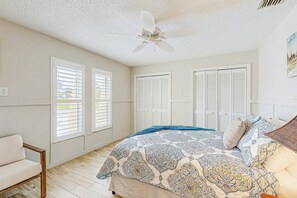 2 bedrooms, iron/ironing board, travel cot, WiFi