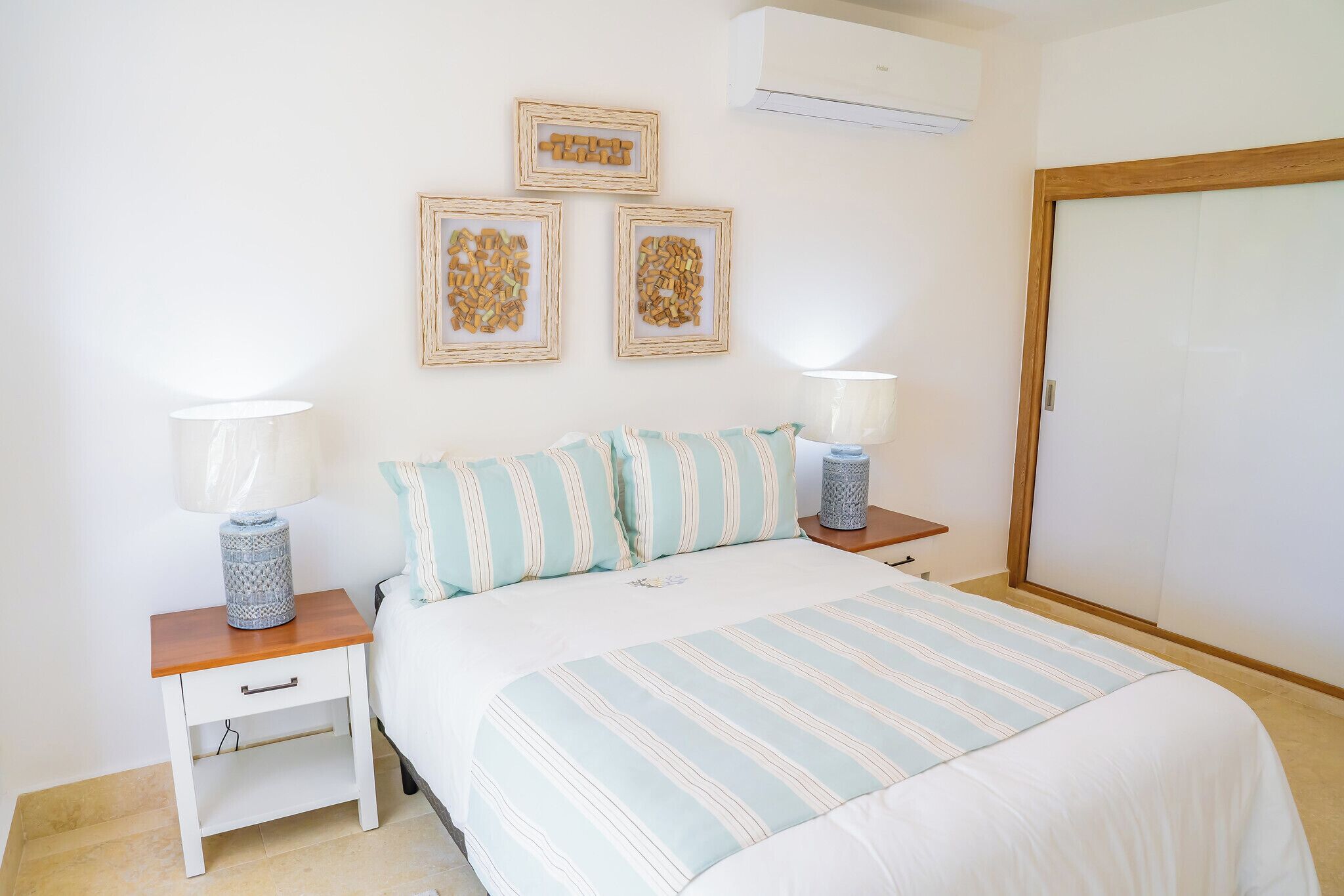 3 habitaciones, tabla de planchar con plancha y wifi gratis 