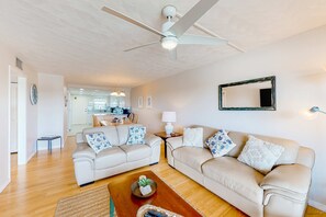 TV, stereoanlegg og kontorer