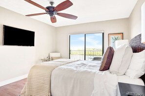 2 bedrooms, WiFi, bed sheets, wheelchair access